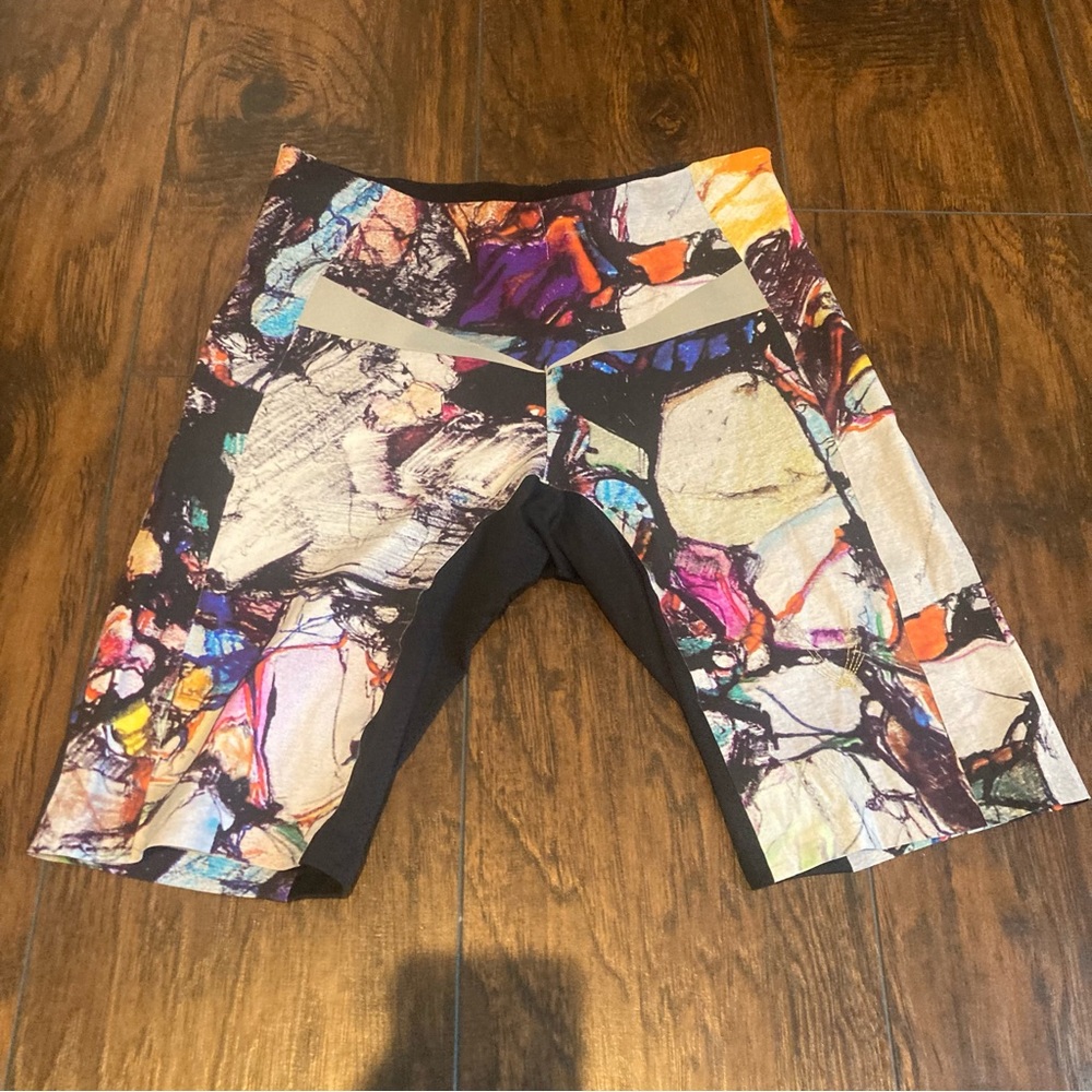 Shorts - Picture 2 of 12
